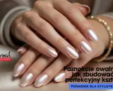 Dłonie z perłowymi, paznokcie owalne. Poradnik dla stylistek.